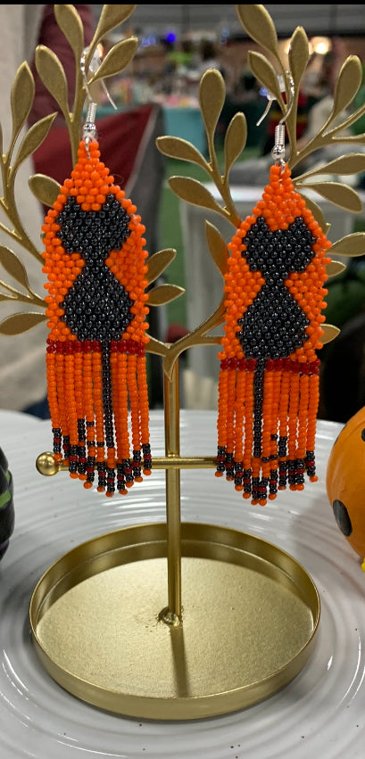Black Cat Beaded Earrings – Handmade Halloween Fall Jewelry
